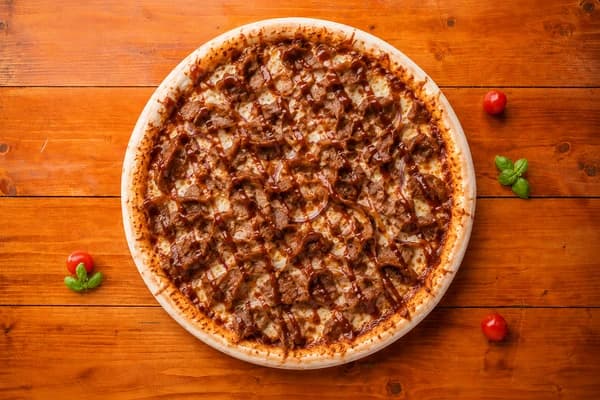 38. BBQ kebab pizza